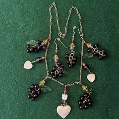 Vintage Hand Crafted Amazing Heart & Grape Cluster Dangle Necklace & Earrings