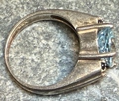 Vintage Modernist Faceted Blue Topaz and Sterling Silver Ring – Size 8.5