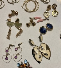3lb + Gold Tone Vintage Costume Jewelry Lot All Wearable 126 Pieces