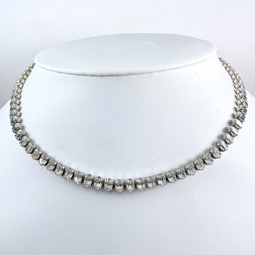 Vintage TRIFARI Signed Oval Rhinestone Silver Tone Tennis Necklace 16.5″
