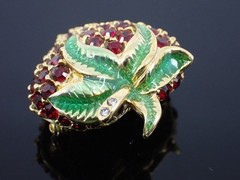 Vintage Strawberry Brooch Red Rhinestone Enamel Leaves Gold Tone Signed Marked
