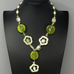 Glass Necklace Green White Beads Wire Wrap Acrylic Flower Y Drop Pendant Boho 18