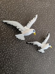 2 Vintage SIGNED GERRYS Seagull Enamel Brooches- 1 Large & 1 Small
