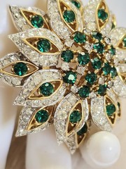 Vintage Jomaz Joseph Mazar Gold Rhinestone Flower Brooch Signed Jomaz