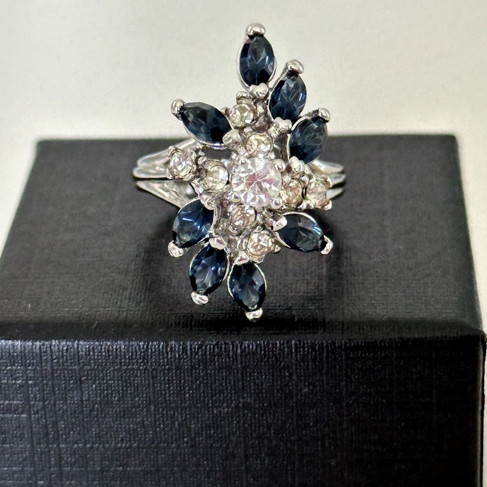Vintage Blue & Clear Crystal White Gold Plated Statement Cluster Ring Size 6