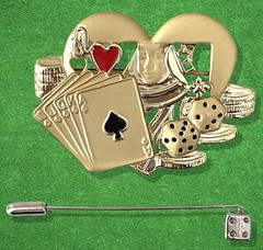 VTG AJC Brooch Pin Queen of Hearts Royal Flush Chips Dice Goldtone Enamel &Bonus