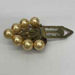 Vintage Art Deco Gold Faux Pearl Grapes Metal Leaves Fur/Dress Clip