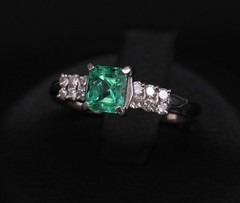 Fine Vintage 0.60ct Colombian Emerald & 0.20ct Diamond Platinum Ring Size 7