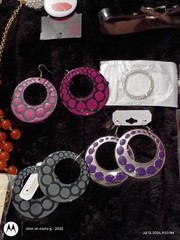 5.50 LBS Vintage to Now Wearable Costume Jewelry. Some Branded Some Signed