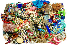 22LBS Modern Vintage Tangled Broken Wearable Craft Repurpose Junk Jewelry Lot