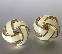 Vintage NAPIER Clip On Screw Back Earrings Gold Tone Cream Enamel Love Knot