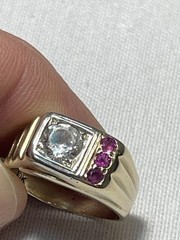 Vintage 10K Yellow Gold Mens Ring 7.8g Clear Red Stones Estate Jewelry Size 9.5