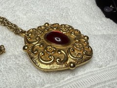 Vintage Revlon Gold Tone Red Glass Perfume Poison Locket Pendant Necklace