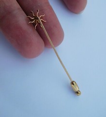 Lovely Rare Edwardian 1900s 14K Gold White Enamel Diamond Sun Star Stick Pin ☀️