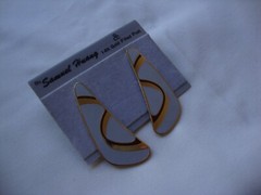 VINTAGE SAMUEL HUANG CLOISONNE RETRO ABSTRACT BURGUNDY & GRAY ENAMEL EARRINGS