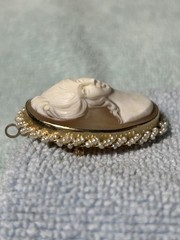 14K Gold Cameo Brooch Pendant 10 Grams 14K Gold Cameo Brooch Pendant Vintage