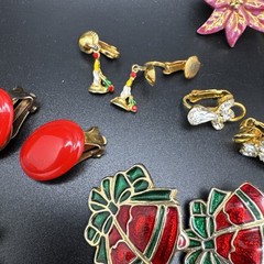 Vintage Christmas Jewelry Lot Trees Bells Santa Earrings Brooch Craft Wear