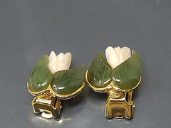 Vintage Swoboda Green Jade Pink Salmon Coral Tulip Clip Earrings