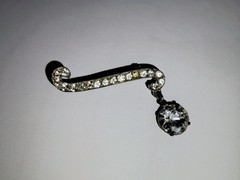 Vintage Clear Rhinestone Flower Brooch Pin Silver Tone ~ Beautiful!
