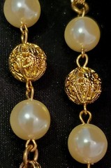 CAROL DAUPLAISE Vintage Necklace, Golden Chain & Ivory Pearls in Tassel Design