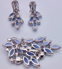 Vintage Shades of Blue Frosted Glass Rhinestone Floral Brooch Earrings Set J59