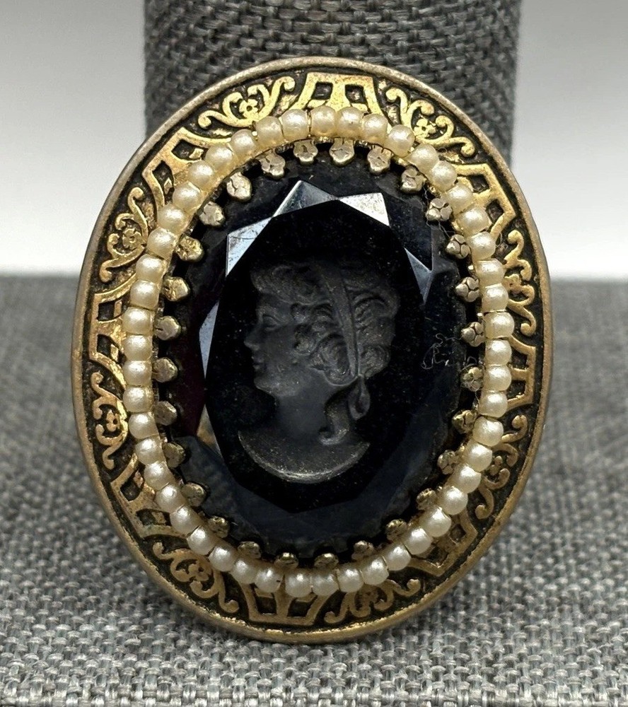 Vintage Black Glass Left Facing Cameo Brooch Pendant Faux Pearl Ornate Frame