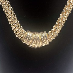 Vintage Gold Tone Mesh Chain Chunky Necklace 18” Magnetic Closure