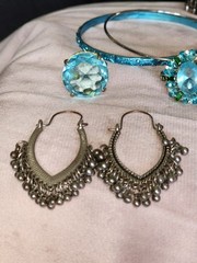 Estate Lot Vintage & Contemporary Jewelry Necklaces Bracelets Earrings Rings 19
