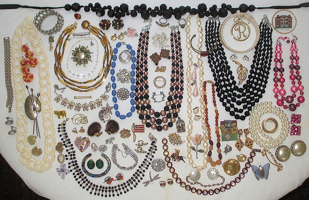 80 Piece Jewelry lot Vintage Many Signed Pieces