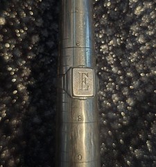 Vintage Nickel Silver Adjustable Initial Ring – Engraved “E” – Size 6.5–7