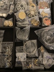 Sarah Coventry Vintage Estate Good Mixed Jewelry Bag Weighs 4 Lbs – 70 Pieces