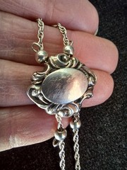 DESIGN SHAVARSH K VICTORIAN REVIVAL SCROLL REPOUSSE STERLING SLIDE BRACELET 16g