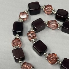 Glass Bead Necklace Mauve Square Cube Acrylic Faceted Spacer Silver Tone Caps 21