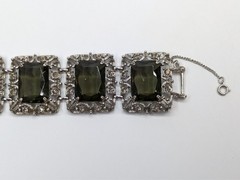 VTG Sarah Coventry “Celebrity” Silver Tone Smoky Quartz Glass Panel Bracelet