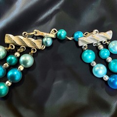 Vintage 3 Strand MCM Art Glass Lucite Bead Necklace Aqua Teal Blue 1950s-1960s