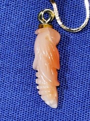 Vintage Angel Skin Coral Figural Corn Screw Back Earrings 2.67 grams 1 1/8” Long