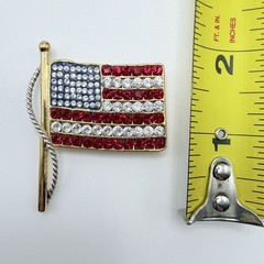 Kenneth Lane KJL Rhinestone American Flag Brooch Pendant Patriotic Americana