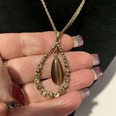 LC LAUREN CONRAD GOLD TONE OVAL RHINESTONE PENDANT NECKLACE 16″