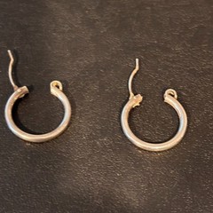 Vintage Classic Silver 1/2″ Hoop Earrings Sterling SIlver Tested Pierced Ears