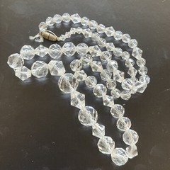 Hand Strung Glass/ Crystal? Faceted Beads White / Clear Graduated Necklace