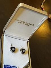 New Vintage Natural Diamond Etched Black Heart 14K Leaf Earrings Earring GF Hook