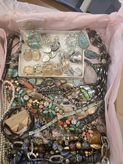 Beautiful Lot Of Estate Jewelry, Turquise, Teal & Green Many Signed