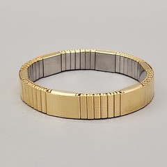 Vintage Expandable Bracelet Gold Tone Textured Ribbed 1cm Stretch 6.75″