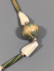 Vintage Boho Neckalce Green Carved Style Wood Cream Shell Bead Necklace 24 in