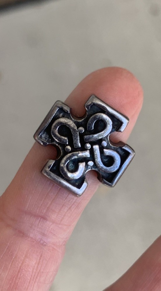 Sterling Silver 925 Vintage Celtic Cross Knot Ring Size 6 Designer