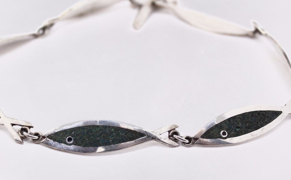 SOSA STERLING 14″ FISH NECKLACE & S.B.EARRINGS MEXICO INLAID TURQUOSE CHIPS