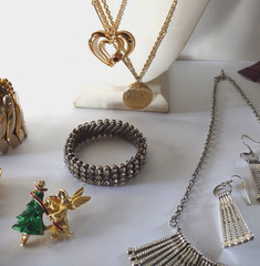 Costume Jewelry Lot Many Signed Kenneth J Lane Trifari Marvella Nina Ricci +