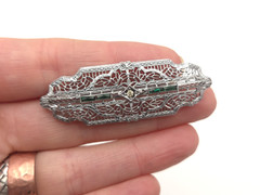 Vintage Art Deco Filigree Faux Gemstone Green Clear Glass Rhodium Plated Brooch