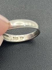 Sterling silver dark square stone vintage ring size 6.75