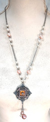 Women’s Vintage Style Pearl Necklace Ornate Square Rhinestone Pendant Pink White